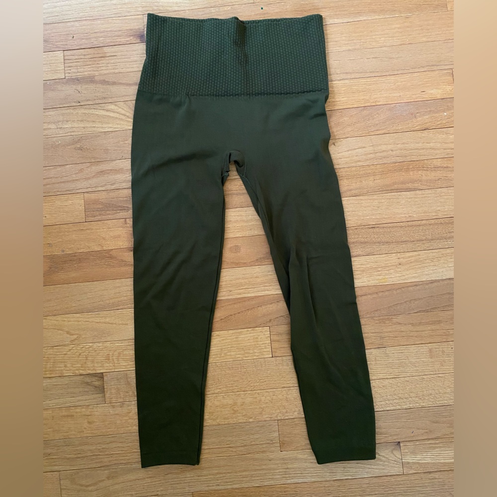 Olive green leggings